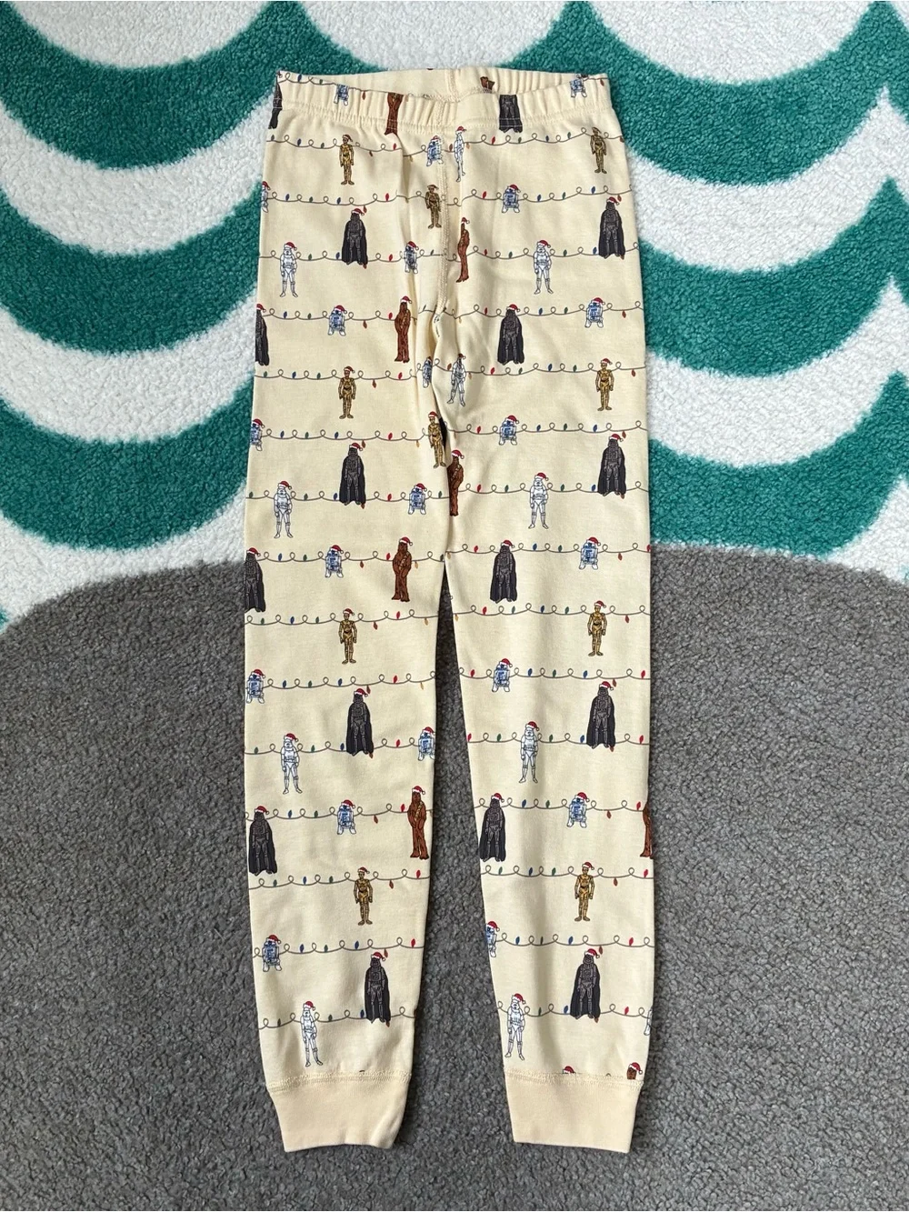 Hanna Andersson x Star Wars Christmas Pajamas (Cream/Multi) Size 8